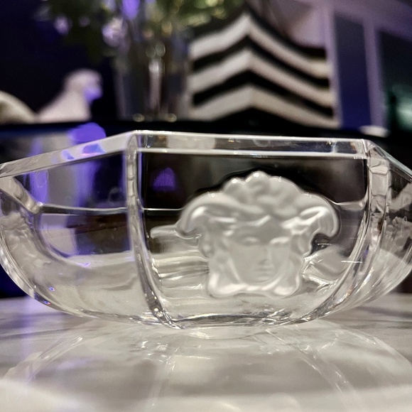 Versace Crystal Treasury fruit dish - Diam. 14 cm - Picture 1 of 2